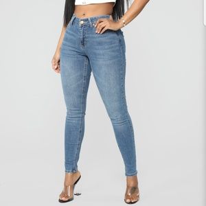 Ankle skinny jeans